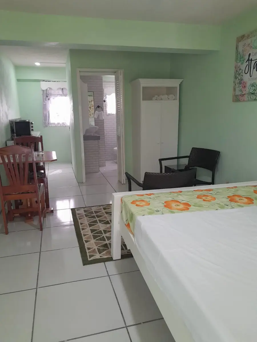 Julie Suite at Little Palace BNB
